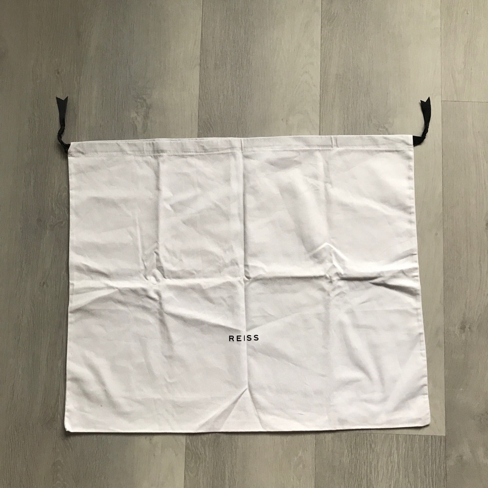 REISS WHITE DUSTBAG SQUARE DRAWSTRING STORAGE